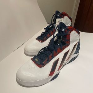 Mens adidas shoes size 18!